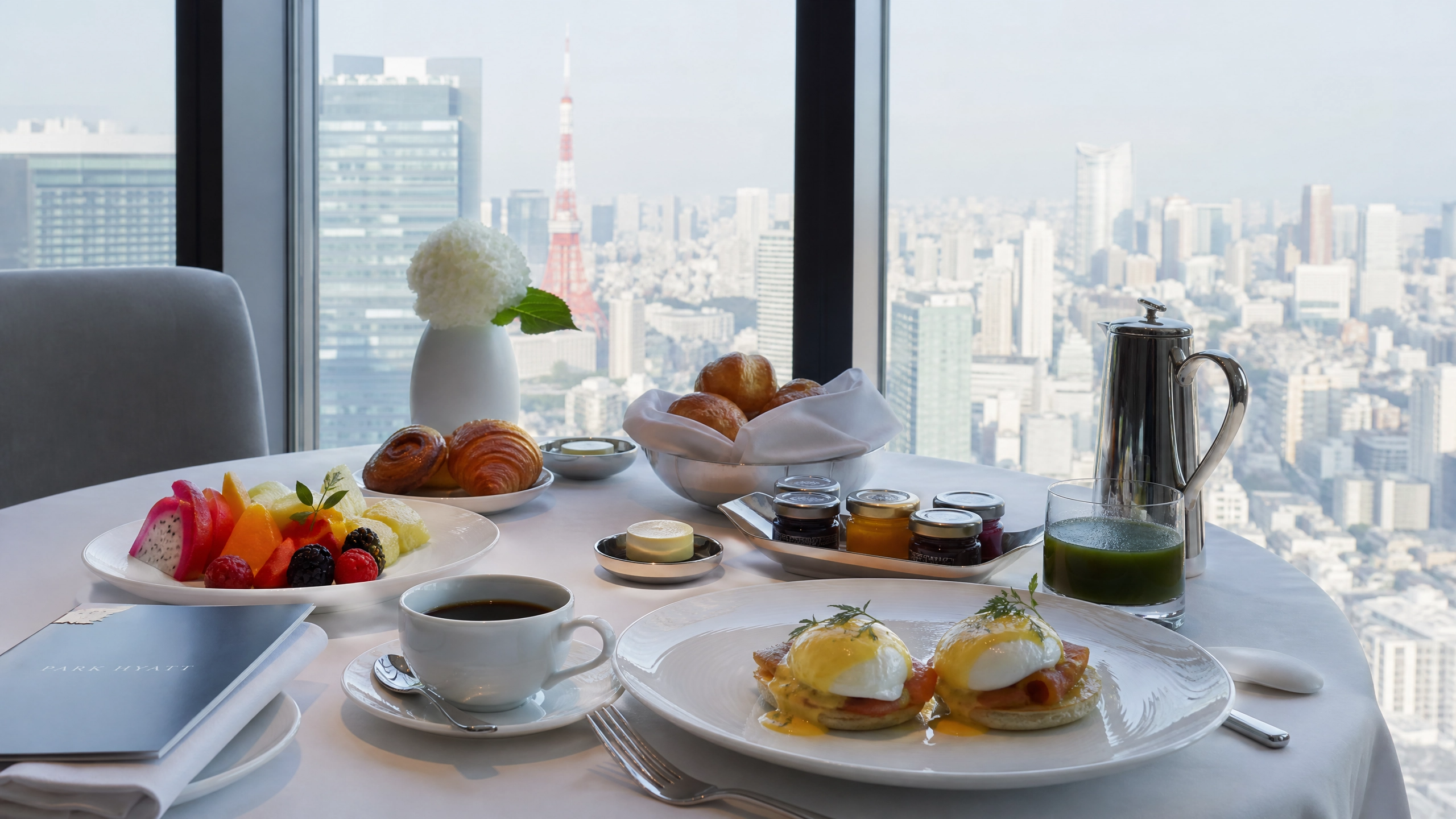 modern_hotel_breakfast